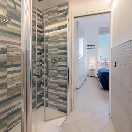 Casa Leucosia 3* קאפרי