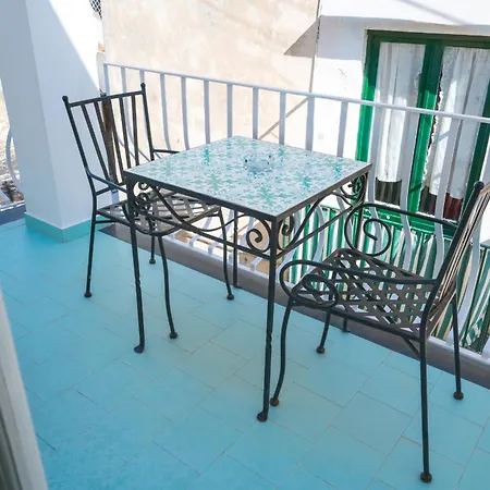 Casa Leucosia 3*